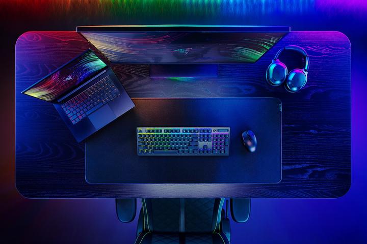 Image du produit Razer DeathStalker V2 Pro (DE, Filaire, Sans fil)