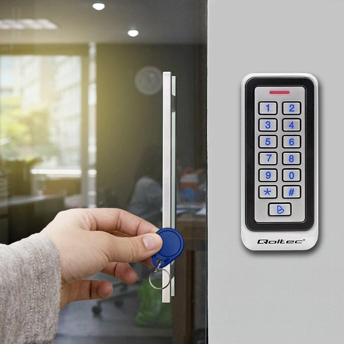 Actual product image Qoltec 52442 Code lock RHEA su RFID reader Code Card key fob Doorbell IP68 EM