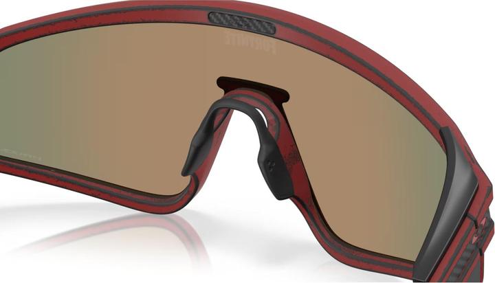 Actual product image Oakley Latch Panel (RACEWORN Red KNIGHT, prizm ruby, Prizm ruby)