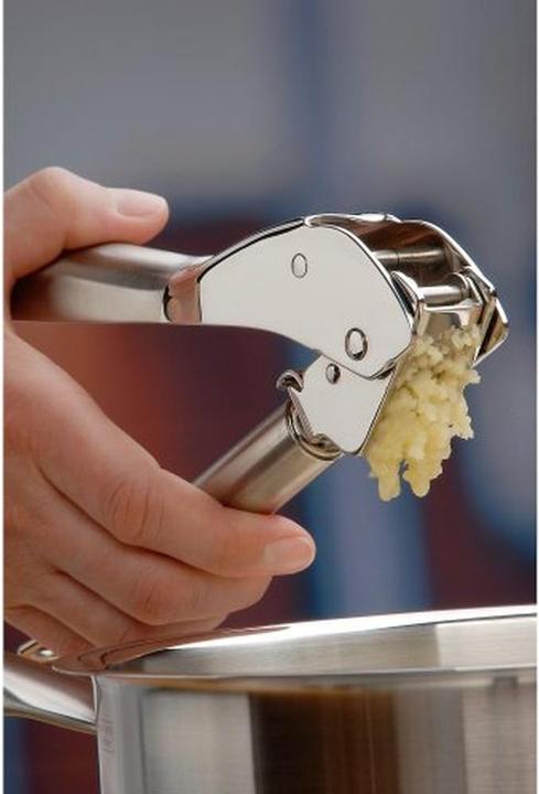 Produktbild WMF Knoblauchpresse 17,5cm Profi Plus Edelstahl teilmattiert