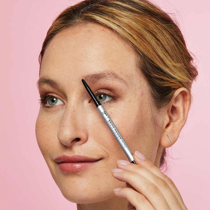 Produktbild It Cosmetics BROW POWER MICRO eyebrow pencil #universal tuape 0,06 gr (Universal Taupe)