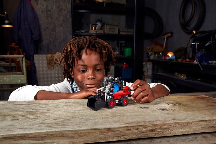 Produktbild LEGO Kompaktlader (42116, LEGO Technic)