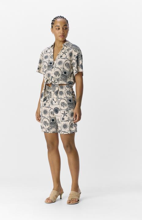 Actual product image Object Print Shorts (36)