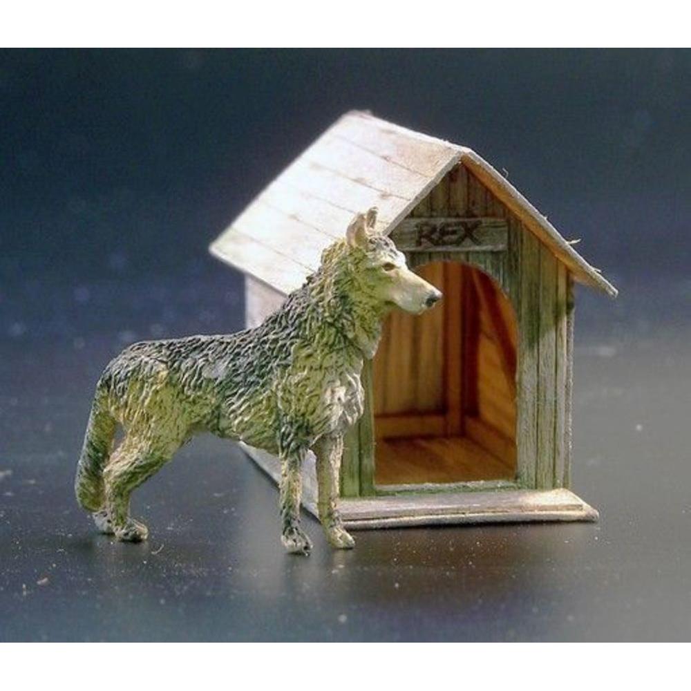 Plus Model Dog house