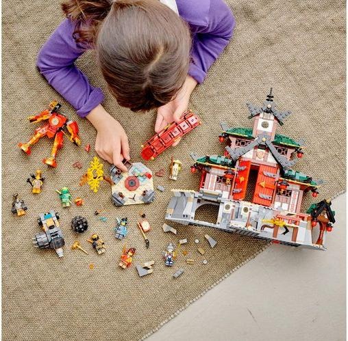 Actual product image LEGO Ninja Dojo Temple (71767, LEGO Ninjago)