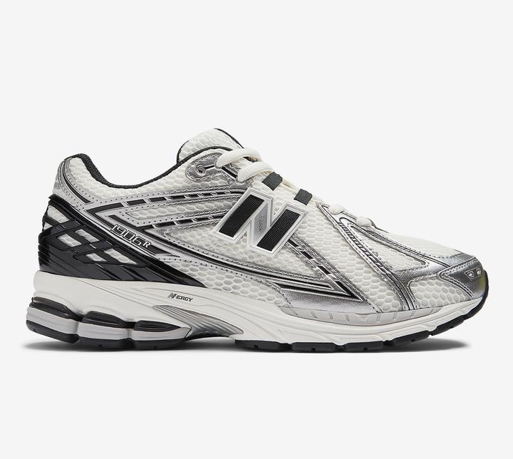 Image du produit New Balance M1906RER (45)