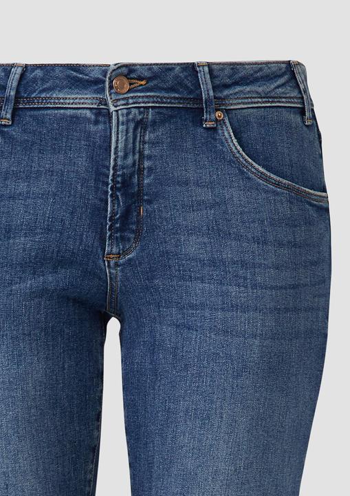 Image du produit S.Oliver Jeans-Hose Jeans / Curvy Fit / Mid Rise / Slim Tapered Leg (50)