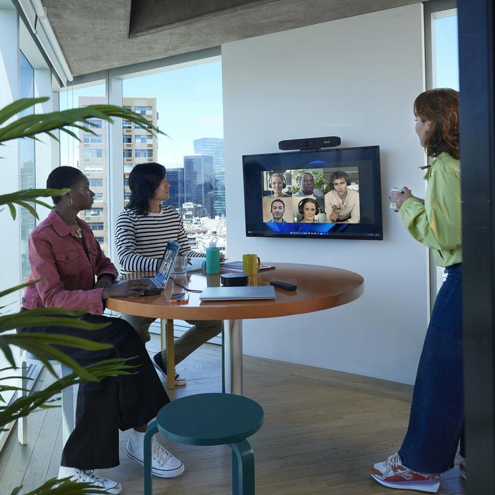 Produktbild Poly Studio R30 USB Video Bar