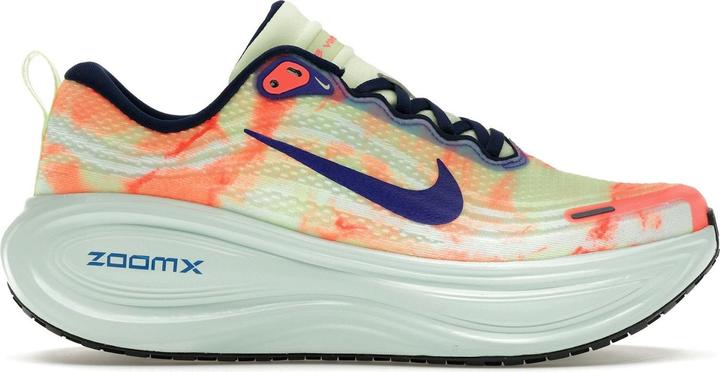 Actual product image Nike Vomero Plus (44)