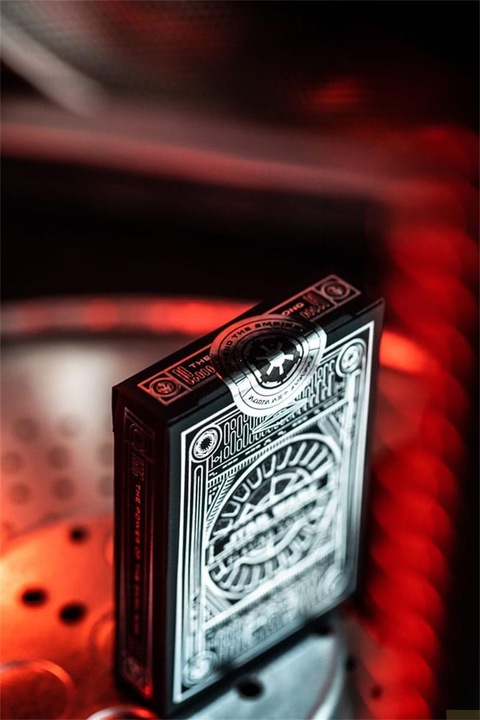 Actual product image Bicycle Star Wars Spielkarten Silver Edition Dark Side (English)