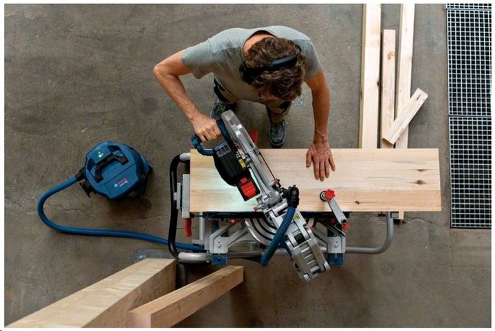 Image du produit Bosch Professional GCM18V-305 GDC