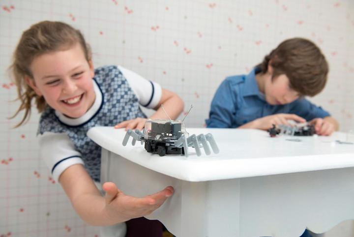 Produktbild 4M KidzRobotics Tischroboter Krabbe