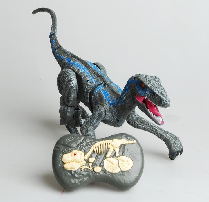 Actual product image Amewi Velocirpator