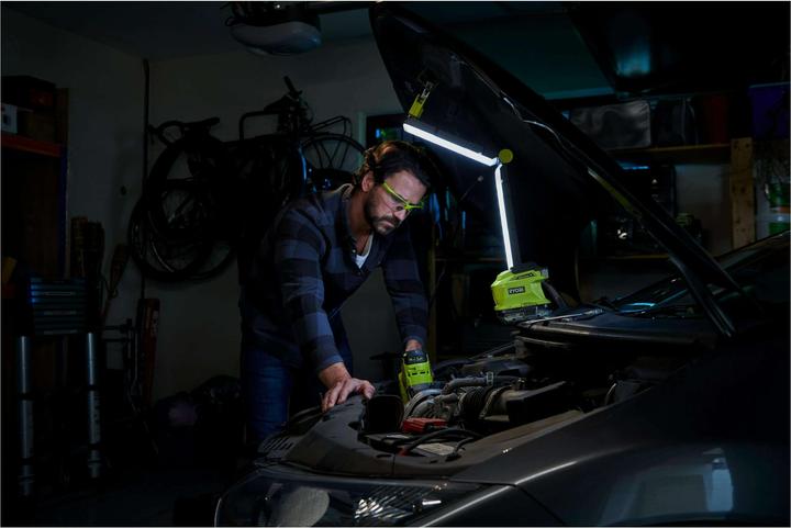 Actual product image Ryobi Stable lamp (850 lm)