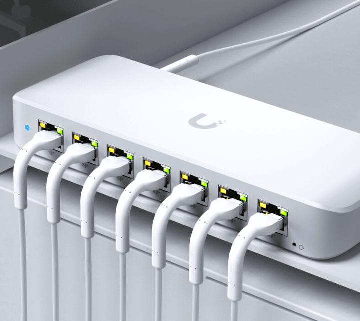 Image du produit Ubiquiti Ultra 7 (8 Ports)