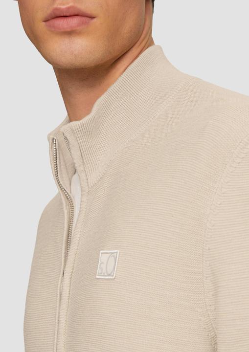Produktbild S.Oliver Strickjacke Strukturierte Strickjacke mit Logo-Patch (L)