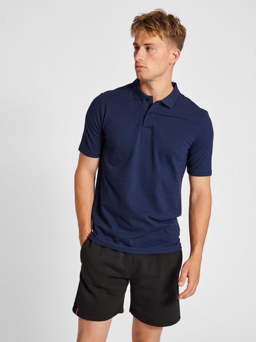 Actual product image hummel Red Classic Polo (L)