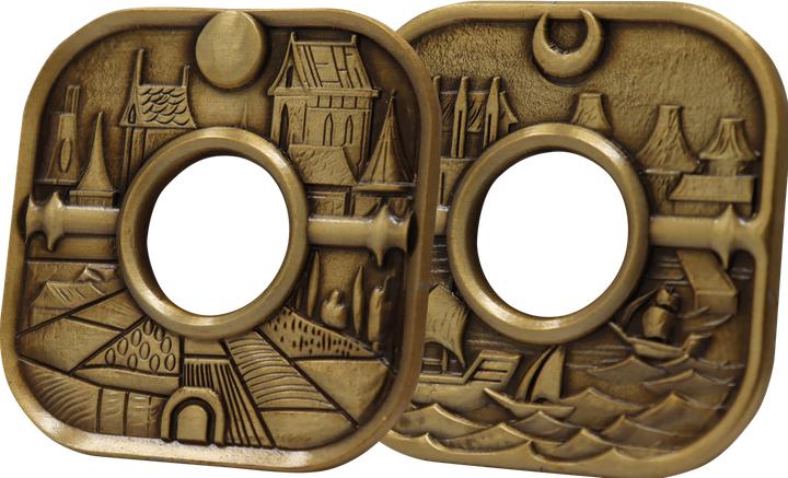 Actual product image Fanattik Dungeons & Dragons Limited Edition Coin Set