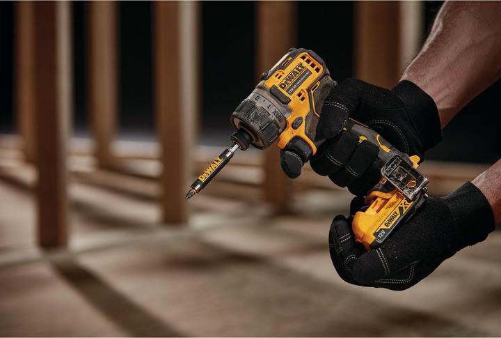 Actual product image DeWalt DCF601D2QW