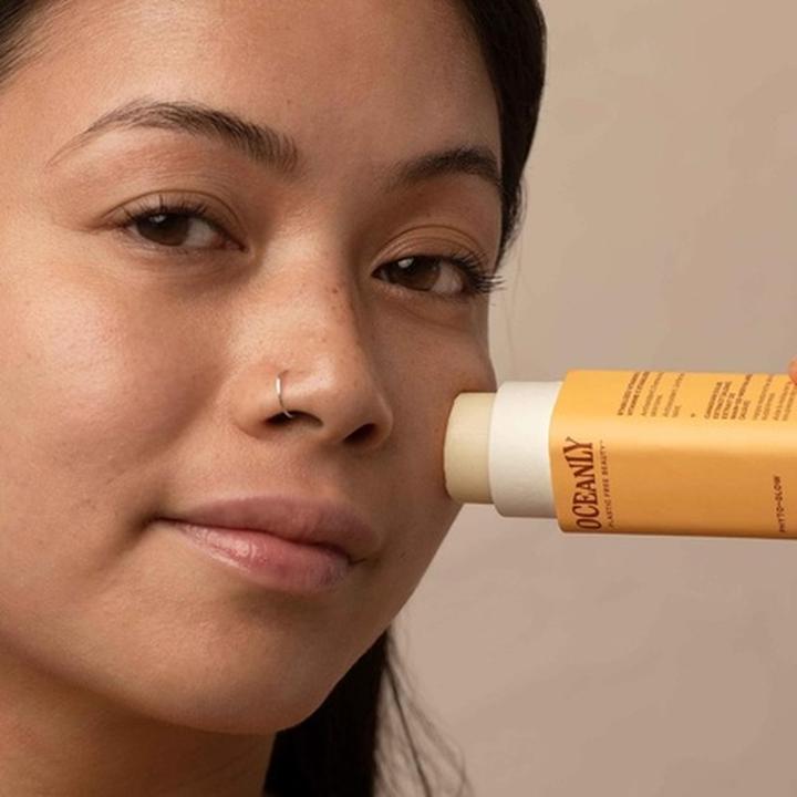 Produktbild Ambi Pur Oceanly Face Cream Stick EWG Verified Plastic-free Plant and Mineral-Based Ingredients Vega (Tagescreme)