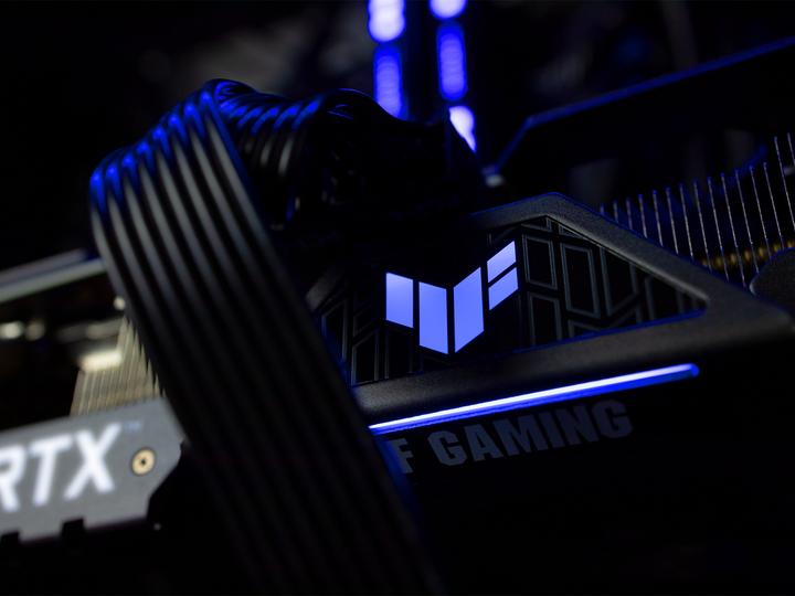 Produktbild Joule Performance eSports RTX4090 I9 (Intel Core i9-13900K, 32 GB, 2000 GB, GeForce RTX 4090)