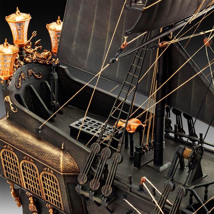 Immagine prodotto Revell 3D Puzzle perla nera LED (293 pezzi)