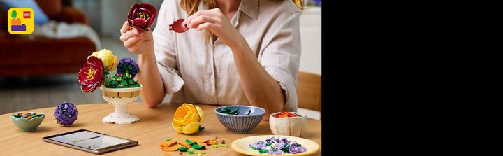 Actual product image LEGO Flower arrangement (10345, LEGO Botanical, LEGO Rare Sets)