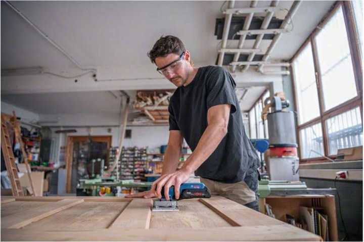 Image du produit Bosch Professional GSS 18V-13 (solo. L) (Ponceuse vibrante)