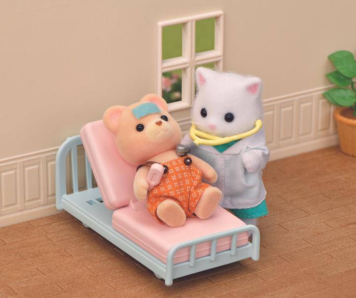 Image du produit Sylvanian Families Médecin de campagne Set de jeu avec figurine