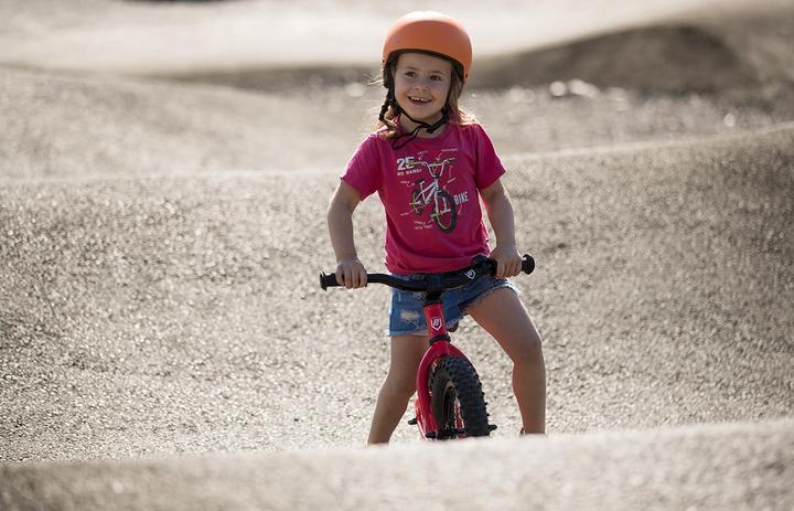 Actual product image Commencal Ramones (12")