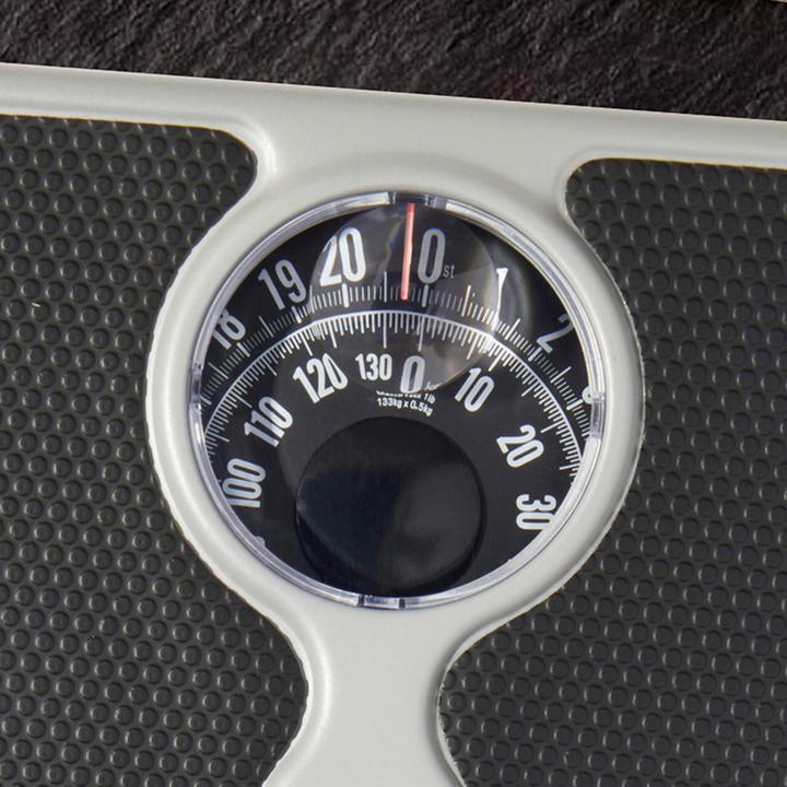 Actual product image Salter 484 SBFEU16 Magnifying Lens Bathroom Scale (133 kg)