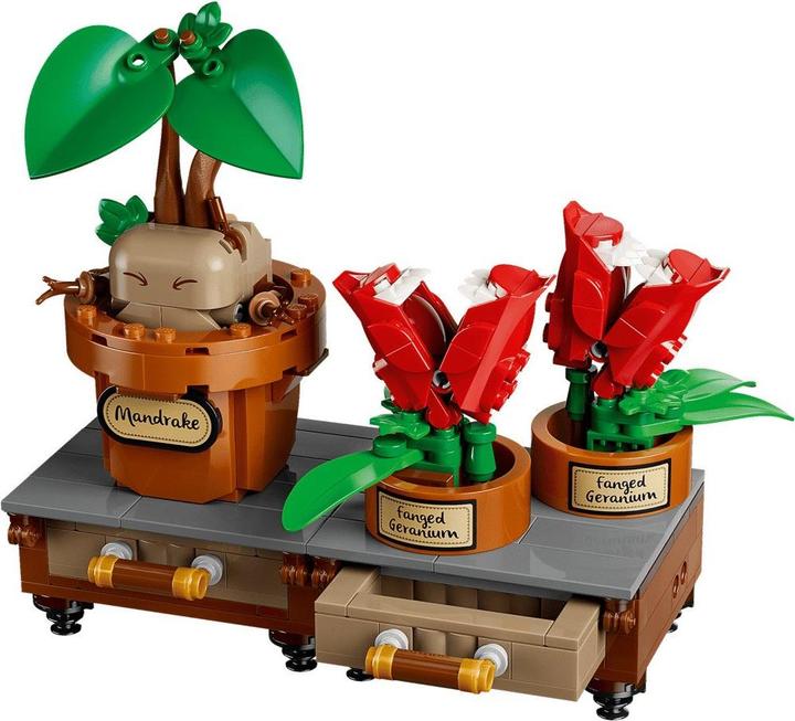 Produktbild LEGO Hogwarts Harry Potter Laufende Pflanzen (76474, LEGO Harry Potter)