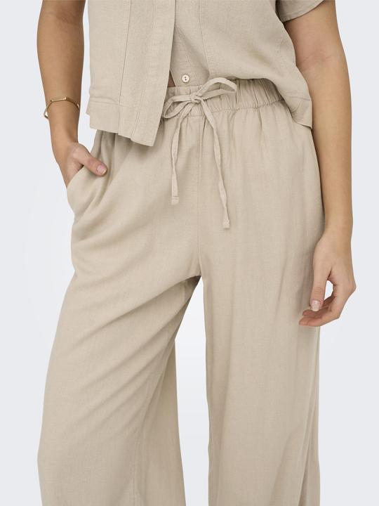 Actual product image Only ONLCARO Locker geschnitten Hose Hose (L)