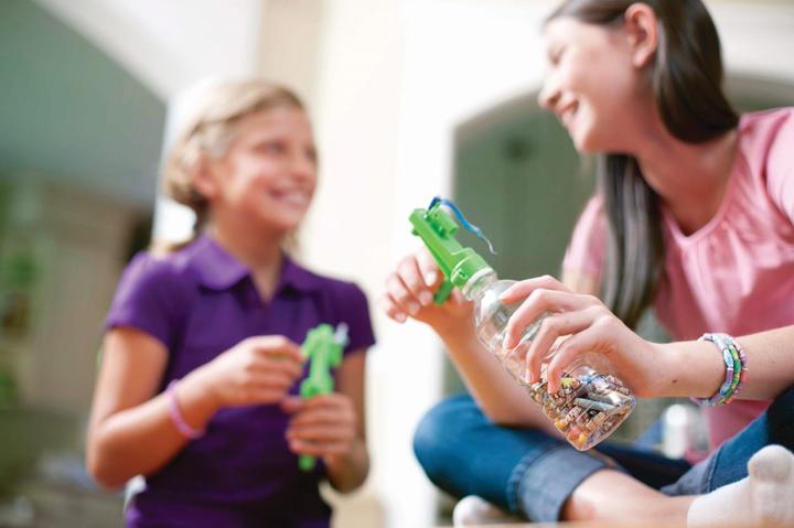 Image du produit Scandinavian Baby Products 4M - STEAM POWERED KIDS / Green Paper craft (4M-05542)