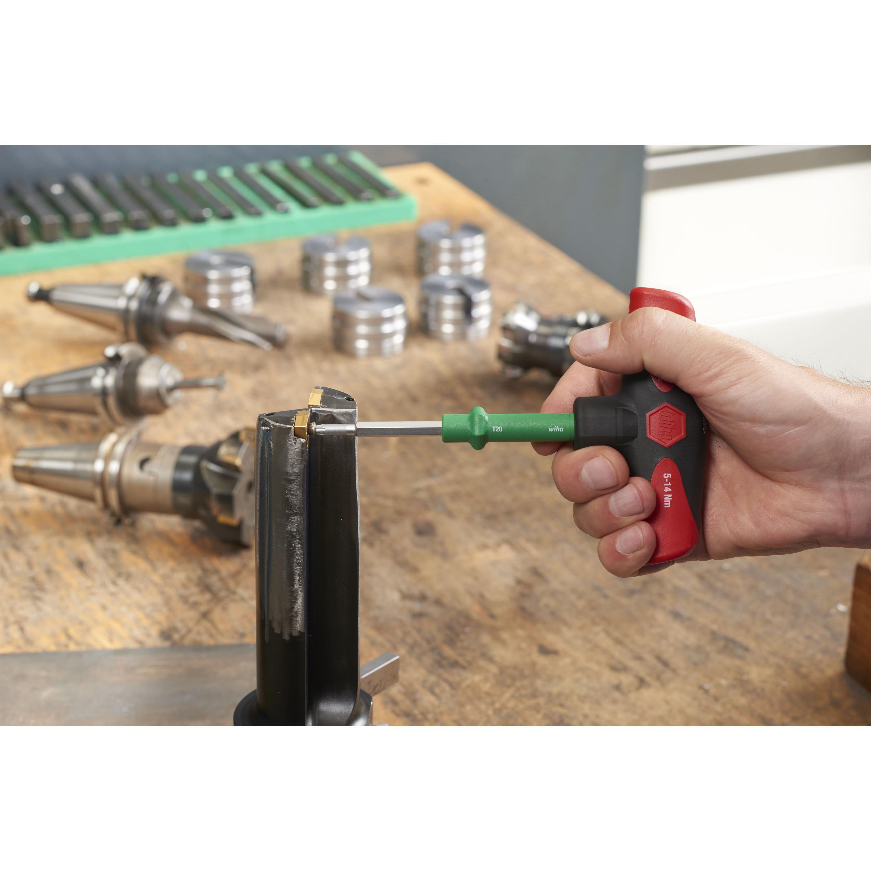 Thumbnail - Wiha, Drehmomentschlüssel, Drehmoment-Schraubendreher mit Quergriff Set (5 Nm, 14 Nm)