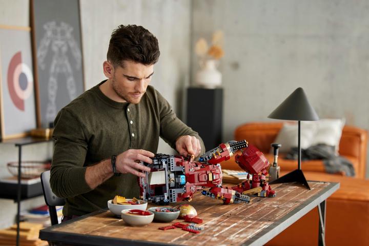 Immagine prodotto LEGO Hulkbuster (76210, Set LEGO rari, LEGO Marvel)