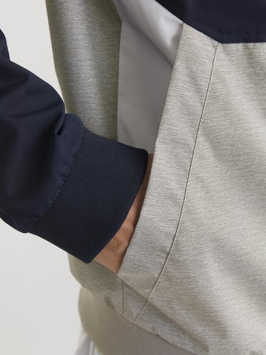 Actual product image Jack & Jones Jjerush Hood Bomber Noos (M)