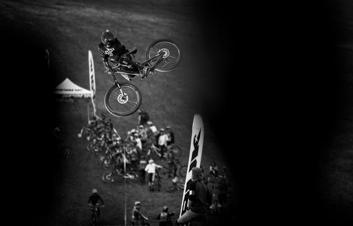 Actual product image Commencal Furious Origin (40 cm)