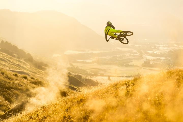 Actual product image Commencal Furious Origin (40 cm)