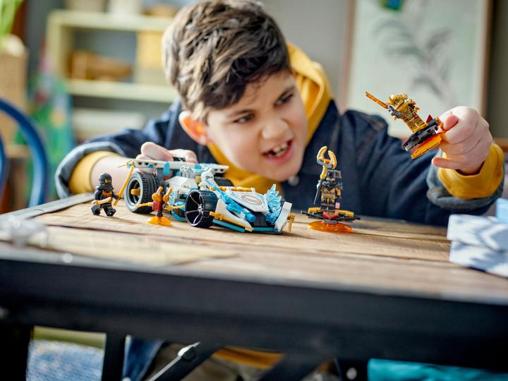 Produktbild LEGO Zanes Drachenpower-Spinjitzu-Rennwagen (71791, LEGO Ninjago)