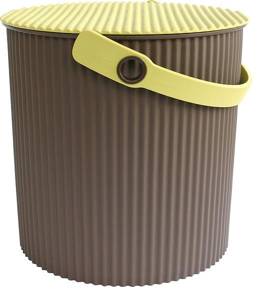 Brown, Giallo