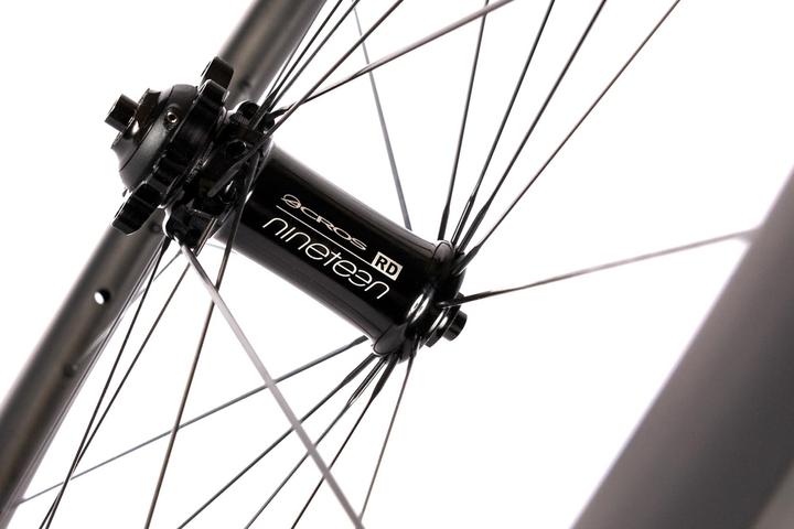 Image du produit Acros Jeu de roues Road-DISC SLS C 28" Baccara UD TA15 TA12 (Roue avant, 28")