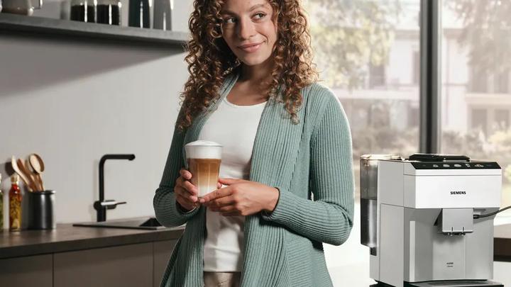 Productafbeelding Siemens TP515R02 EQ500 Coffee machine, white