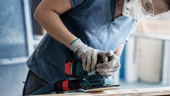 Produktbild Bosch Professional Zubehör EXPERT C470 Schleifpapier mit 11 Löchern für Multischleifer, 102 x 62 mm, 93 mm, G 40, 10-tlg. (40)