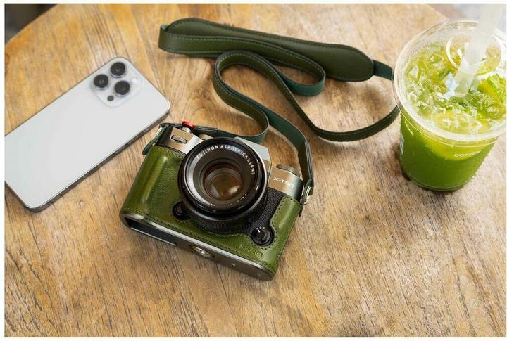 Actual product image SmallRig 4711 Leather Half Case Kit for X T50 (Green) (1.26 l)