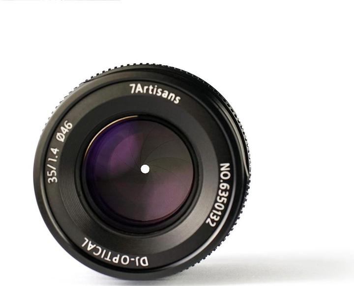 Image du produit 7artisans 35mm F/1.4 Canon RF (Canon RF, Plein format)