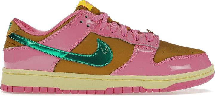 Image du produit Nike Dunk Low QS Parris Goebel (Women's) (42.5)