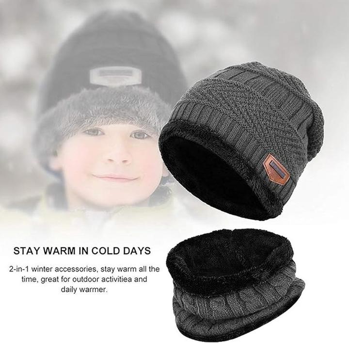 Actual product image Out of the blue Warm children's beanie hat with scarf
