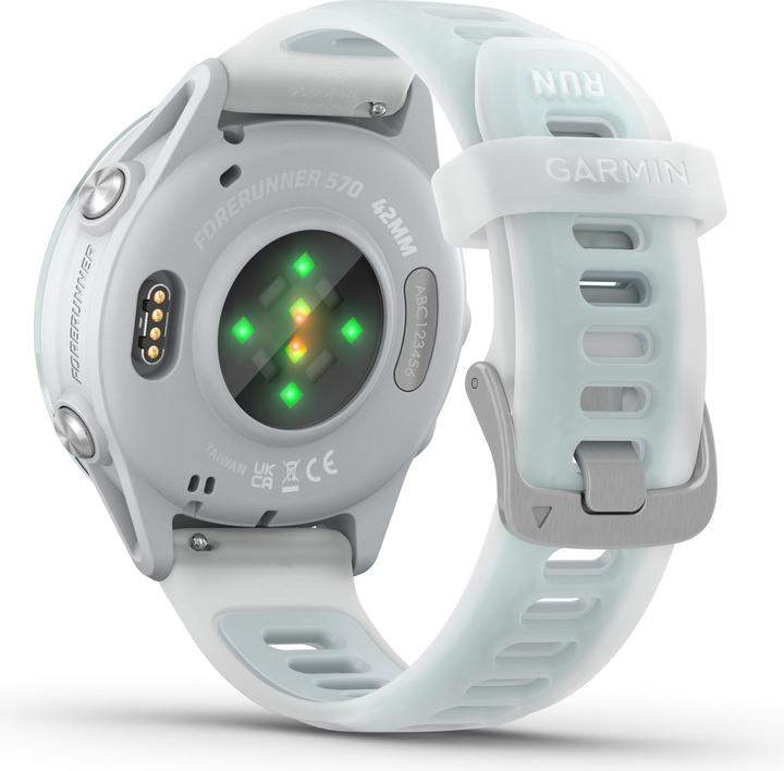 Actual product image Garmin Forerunner 570 (42.40 mm, WLAN only)