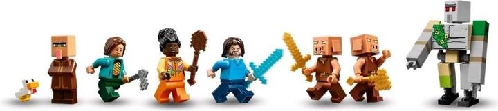 Actual product image LEGO Attack of the Ghast balloon (21273, LEGO Minecraft)